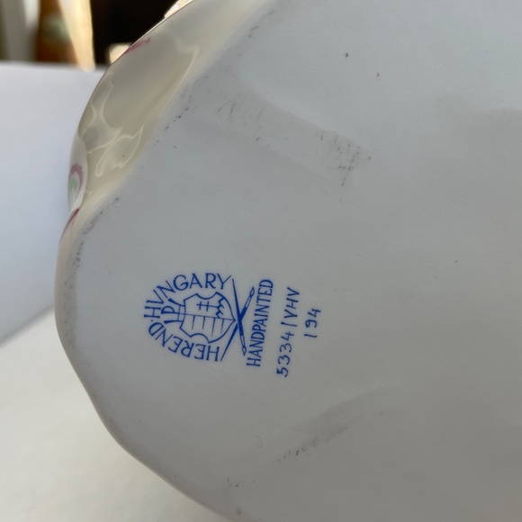 Herend Rabbit Figurine - Picture 10 of 16